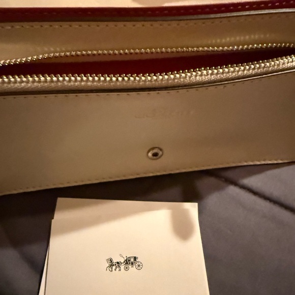 Coach Cream and Pink Floral Clutch - Picture 3 of 5